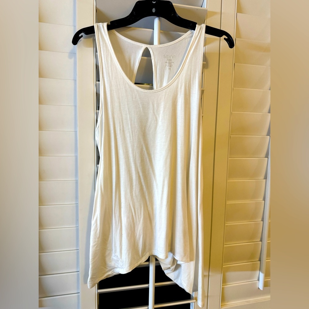 Savvi, White, Medium, Flowy tank with knotted open back (fits like L/36DD chest)